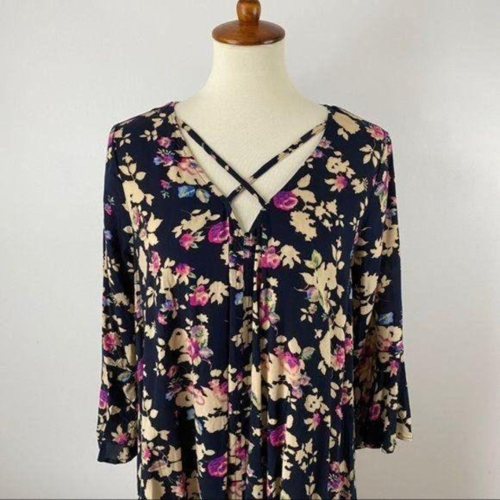 Umgee Navy Floral Dress Flowy V Neck 3/4 Sleeve LG - Picture 3 of 4